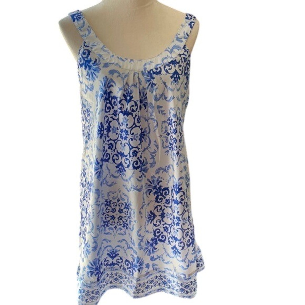 MORGAN TAYLOR-Intimates. Beautiful Blue & White Satin like Chemise, knee…